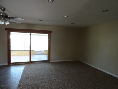 EXIT TO COVERED PATIO