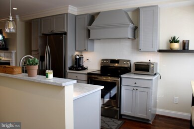 13908 Preacher Chapman Place, Centreville, VA 20121 - photo 6