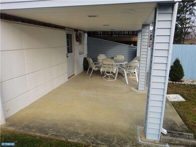 4240 Carteret Dr, Philadelphia, PA 19114 - photo 5