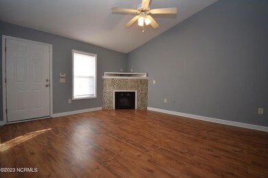 1116 Masters Ln, Greenville, NC 27834 - photo 3