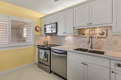 Lighthouse Point Condos unit 231, Sanibel, FL 33957 - photo 7