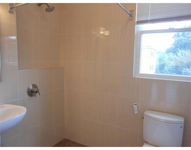 146 Magazine St unit 2, Cambridge, MA 02139 - photo 6