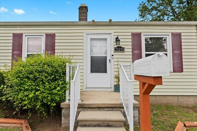 25255 Ford St, Roseville, MI 48066 - photo 4