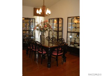 Formal Dining