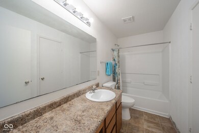 406 W Warrior Ct, Sheridan, IN 46069 - photo 5