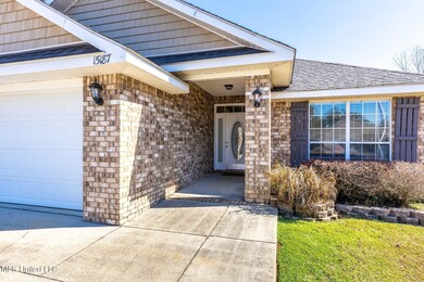 1 (4 of 4) Front of House View 4