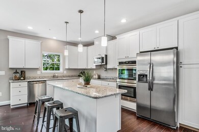 7818 Shelbourne Dr, Carvel Beach, MD 21226 - photo 3