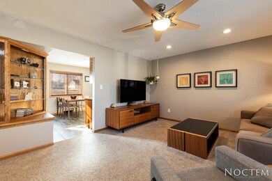 1704 N 15th St-15