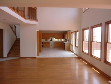 3710 Village Dr, Hazel Crest, IL 60429 - photo 4