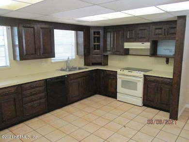 7118 Wendy Cir, Jacksonville, FL 32211 - photo 5