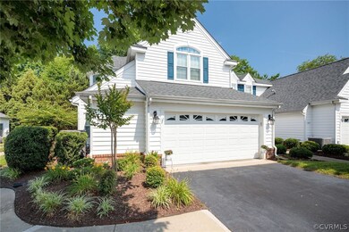 Large garage (1 1/2-2 car)