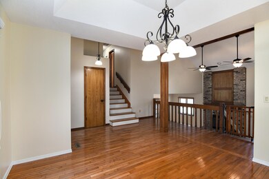1229 E Highpoint-9