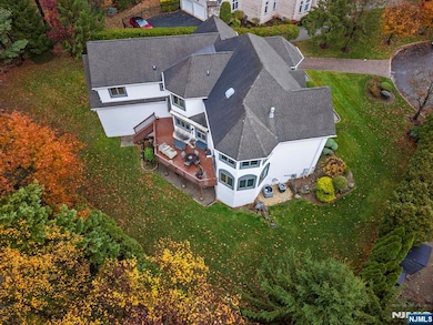 11 Blackledge Ct, Closter, NJ 07624 - photo 4