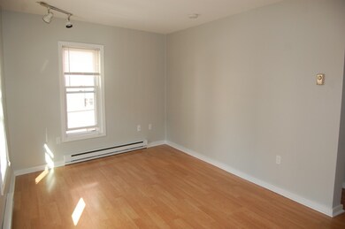 9 Winthrop St unit 2, Charlestown, MA 02129 - photo 2
