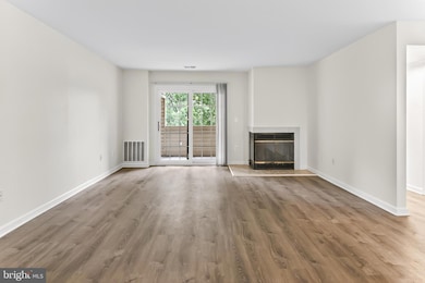 6925 Mary Caroline Cir unit H, Alexandria, VA 22310 - photo 6