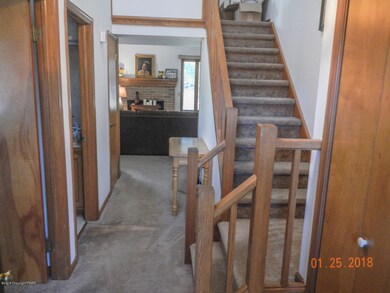 47 Dragon Fly Cir, Stroudsburg, PA 18360 - photo 2