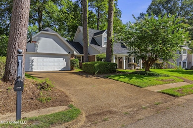 2-web-or-mls-1018 Newland St-1