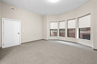 5 Pleasant St unit 202, Worcester, MA 01609 - photo 3