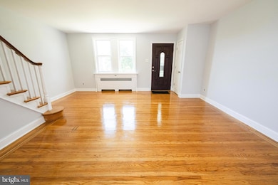 2943 Knorr St, Philadelphia, PA 19149 - photo 3