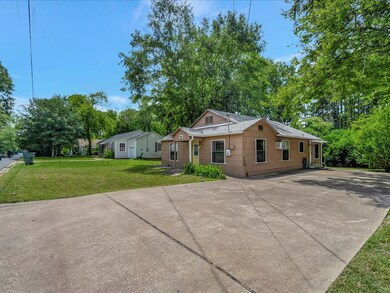 1403 Virginia Ave, Nacogdoches, TX 75964 - photo 3