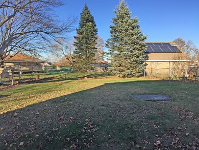 124 Howland St, Fall River, MA 02724 - photo 3