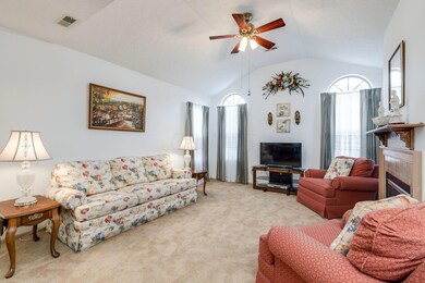 96 Villa Creek Dr unit 1396, Reynoldsburg, OH 43068 - photo 5