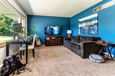 6075 Whalen Rd, Fitchburg, WI 53593 - photo 5