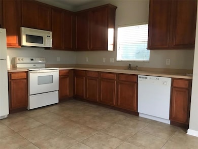 420 Moss View Cir, Orlando, FL 32825 - photo 7