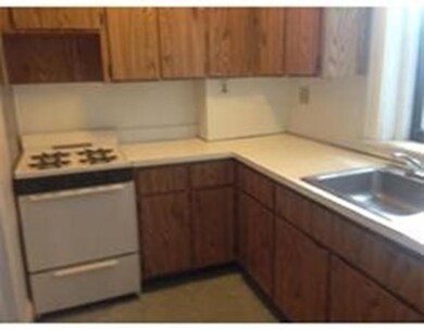 122 Riverway unit 16, Boston, MA 02215 - photo 5