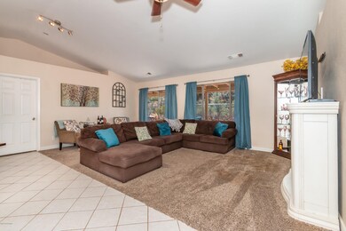 003_Living Room
