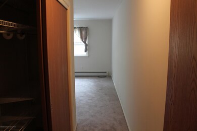 129 Castleton Dr, Toms River, NJ 08757 - photo 5