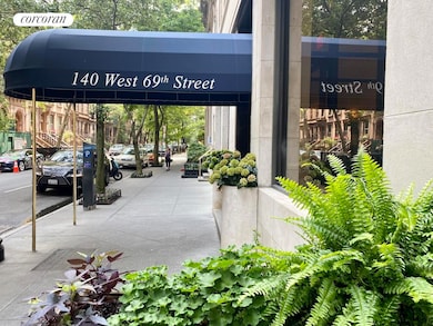 Lincoln Spencer Cooperative unit 38A, New York, NY 10023 - photo 6