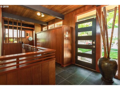 Entrance/Foyer