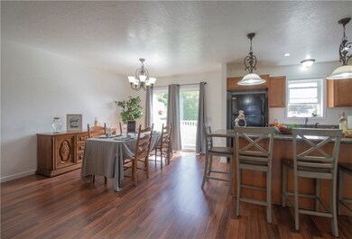 Lots of room for casual and larger dinner parties
