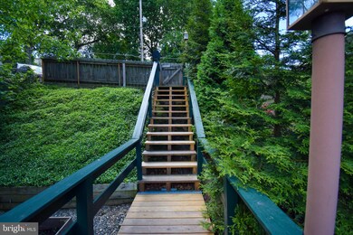 266 E Snyder Ave, Lansford, PA 18232 - photo 4