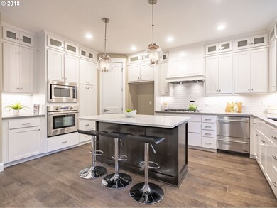 6447 Frost St, Lake Oswego, OR 97035 - photo 5