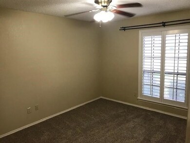 313 Shenandoah Ct, Bedford, TX 76021 - photo 7