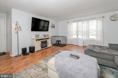 1707A Heatherstone Ct, Mount Laurel, NJ 08054 - photo 3