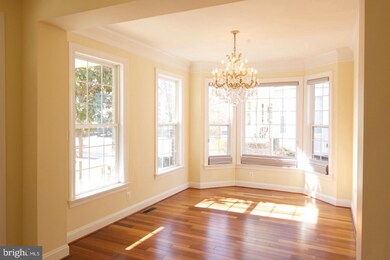 9780 Maple Trace Cir, Fairfax, VA 22032 - photo 2