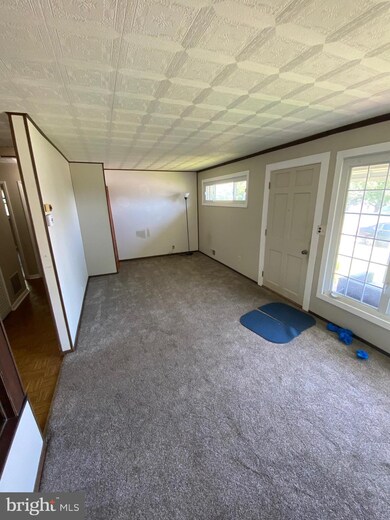 512 Milton Ave, Glen Burnie, MD 21061 - photo 4