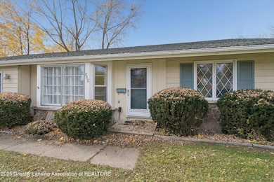 868 Southfield Dr, Williamston, MI 48895 - photo 6