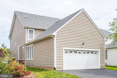 42550 Neighborly Ln, Chantilly, VA 20152 - photo 6