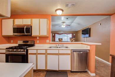 14174 Whispering Palms Dr, Houston, TX 77066 - photo 5