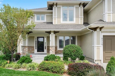 9719 Hastings St, Shawnee, KS 66227 - photo 5