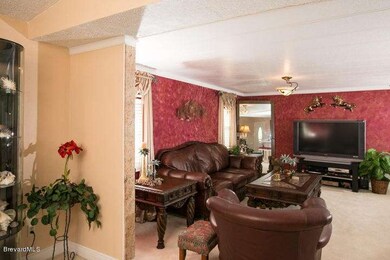 303 Egret - Living Room - 2