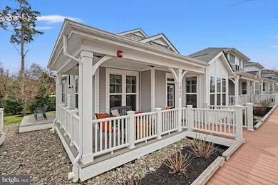 1022 Railroad Ave unit 4, Falls Church, VA 22046 - photo 3