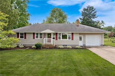 1552 Alcorn Dr, Barberton, OH 44203 - photo 2