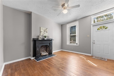 1815 Wharton St, Pittsburgh, PA 15203 - photo 2