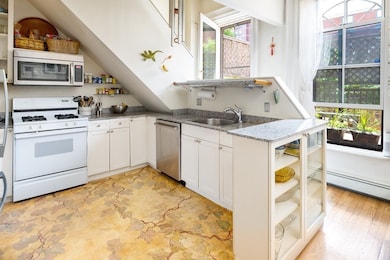 36 Upton St unit 2, Boston, MA 02118 - photo 3