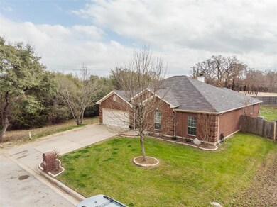 2426 Timber Cove Dr, Weatherford, TX 76087 - photo 3